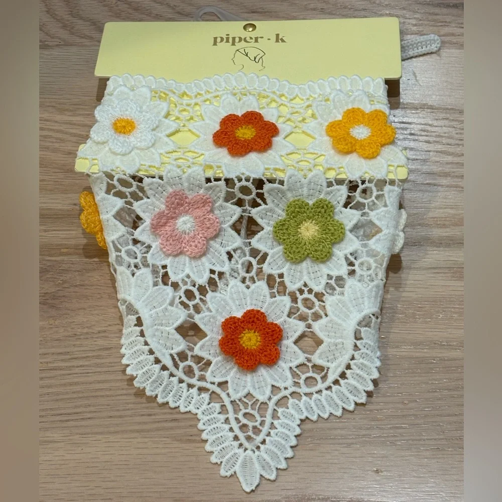 NWT Piper K Floral Lace and Crochet Daisy hair scarf